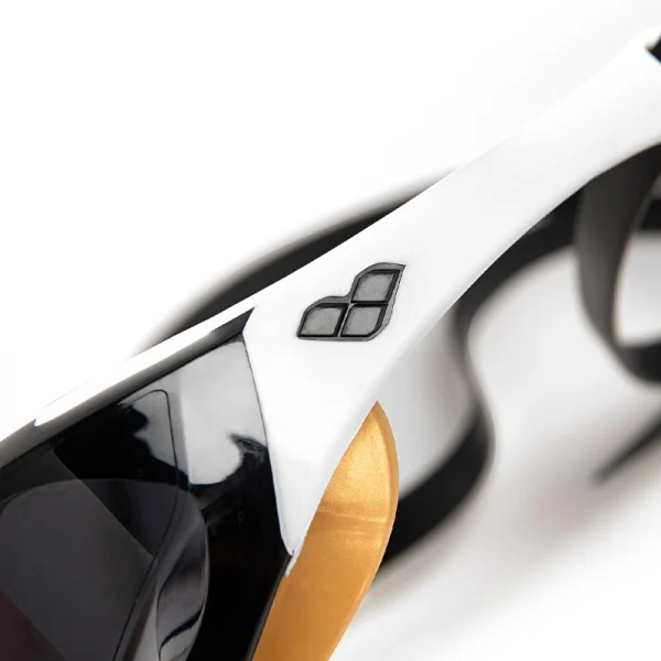 Arena okularki Cobra Edge Swipe Smoke White Gold 006871110 3 Arena okularki Cobra Edge Swipe Smoke White Gold