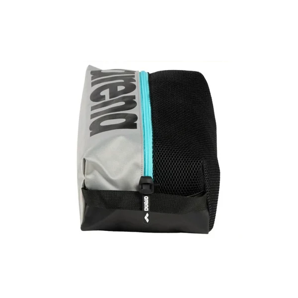 torba-saszetka-na-buty-arena-team-pocket-spiky-III-005570104-1 Arena Kosmetyczka Spiky III Pocket Bag Ice Sky
