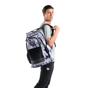 Funkcjonalny plecak Arena All Set Backpack 45L z technologią Aquabreathe — doskonały na basen, siłownię, uczelnię i podróż